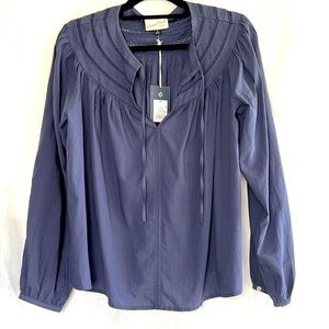 ⭐️ Universal Thread NWT oversized pull over blue waterfall tunic long sleeves M